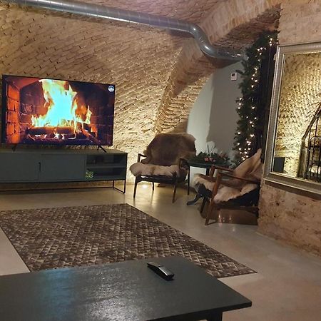 וילנה Unique Old Town Apartment מראה חיצוני תמונה