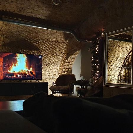 וילנה Unique Old Town Apartment מראה חיצוני תמונה