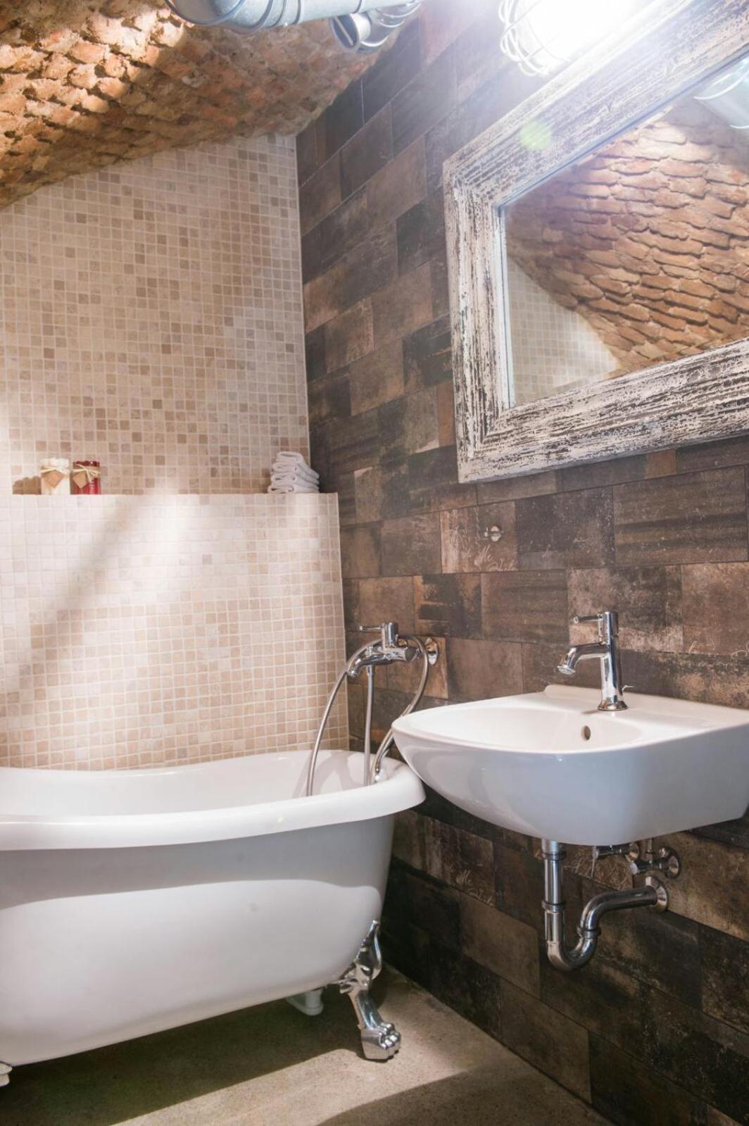 וילנה Unique Old Town Apartment מראה חיצוני תמונה