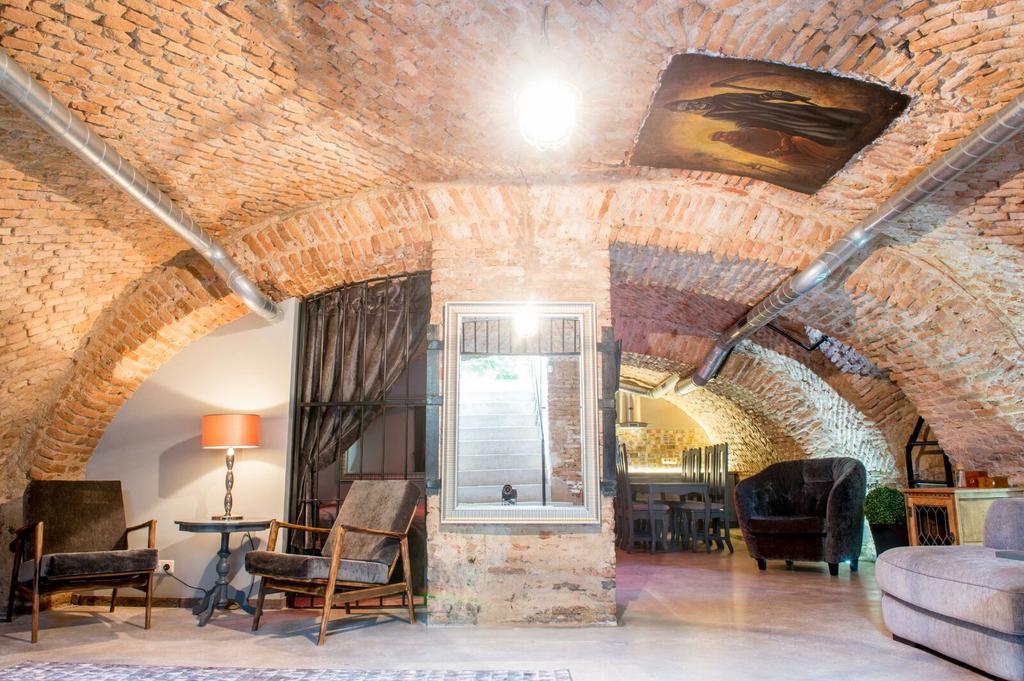 וילנה Unique Old Town Apartment מראה חיצוני תמונה
