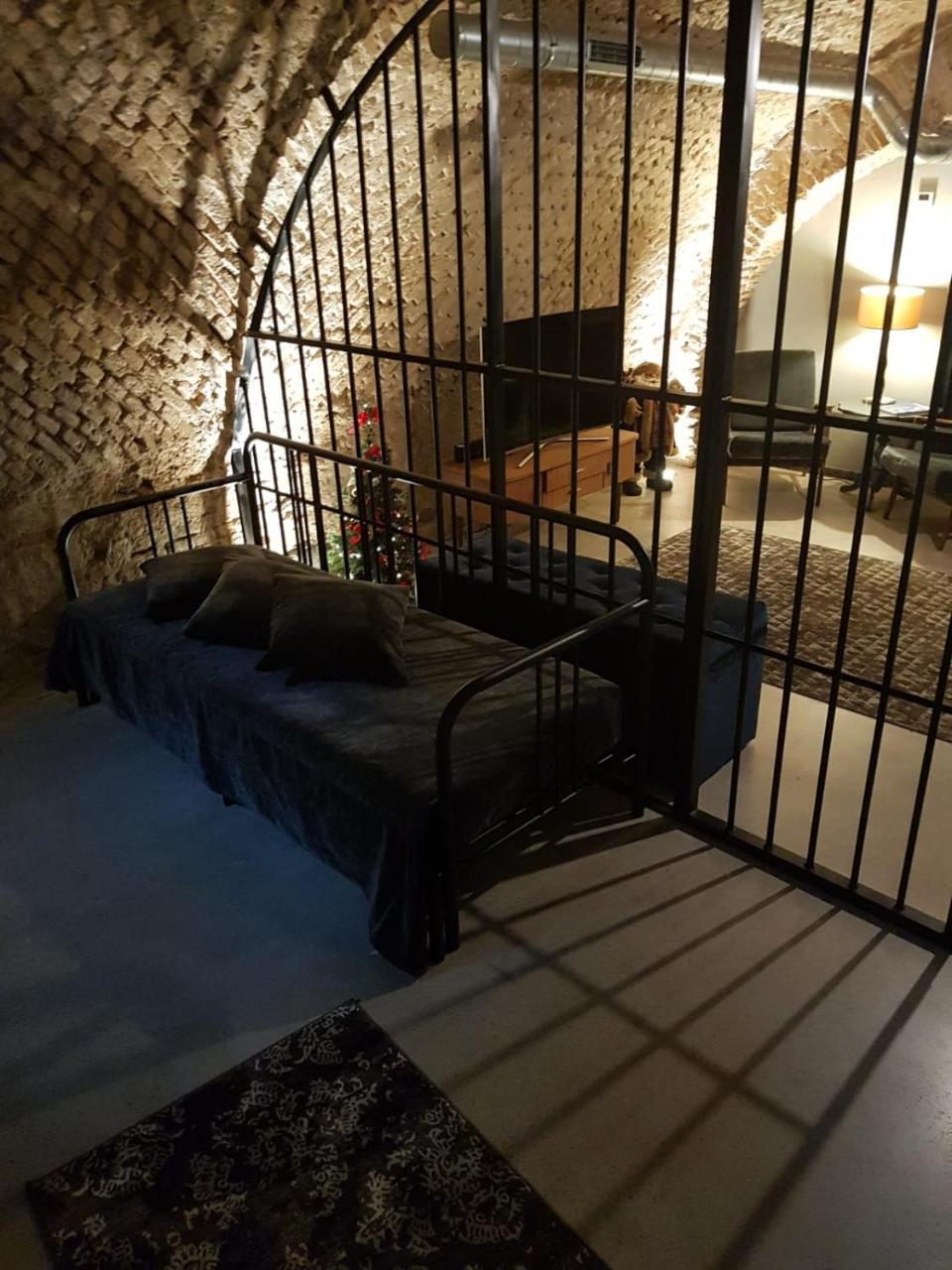 וילנה Unique Old Town Apartment מראה חיצוני תמונה